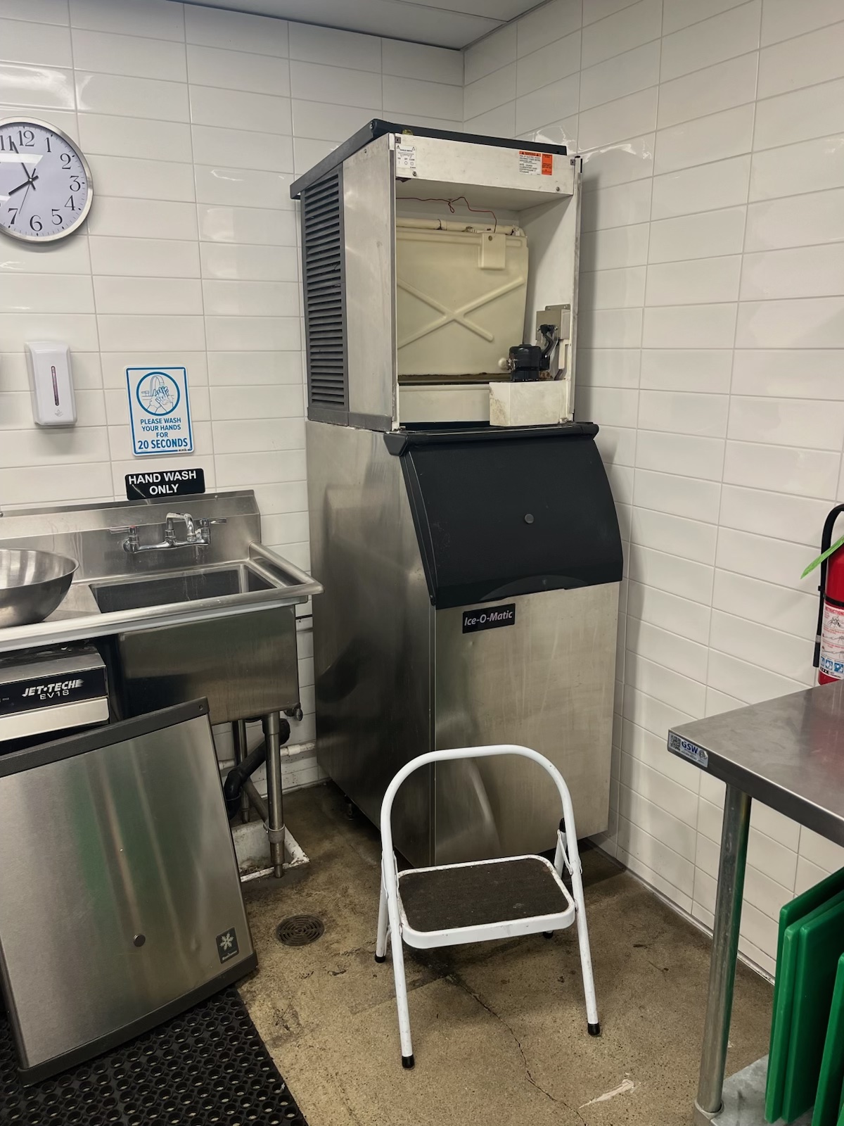 Keep Your Ice Machine Running Smoothly